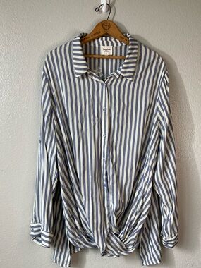 NWT Hayden Stripe draped twist front Roll Tab Sleeve Button front shirt sz 3XL